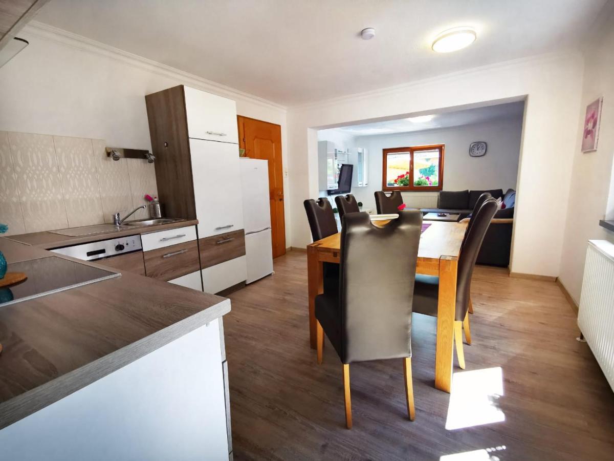 Dd Zell Am Apartment *